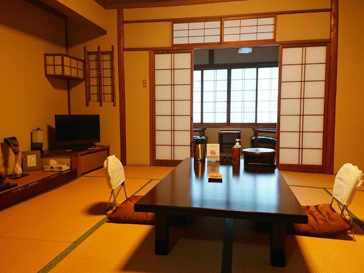 Kagetsu Ryokan Maizuru Esterno foto